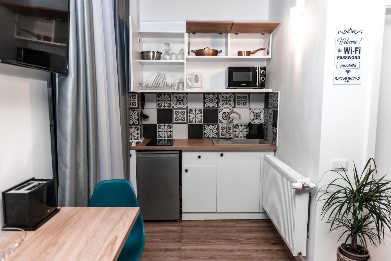 Puzzle Apartaments&Studios Craiova Extérieur photo