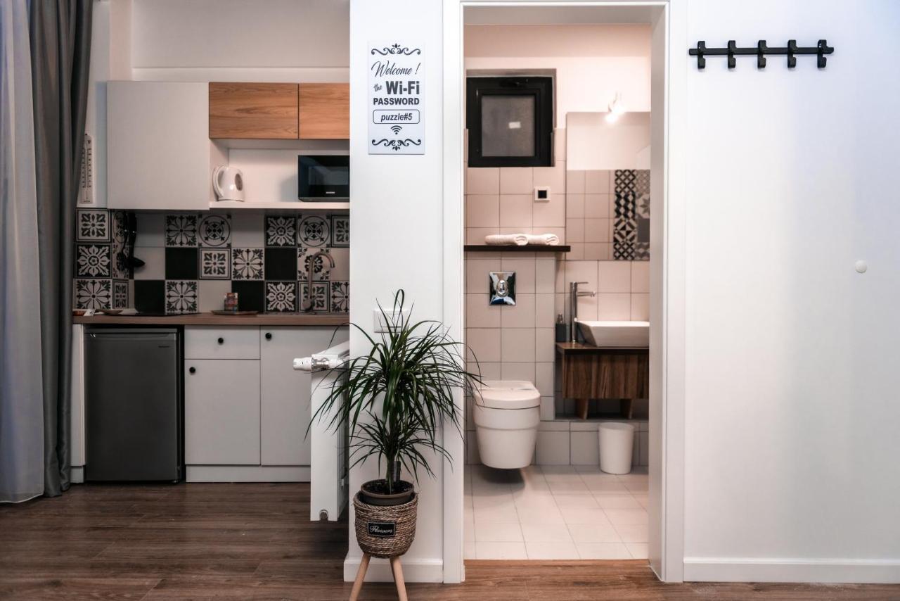 Puzzle Apartaments&Studios Craiova Extérieur photo