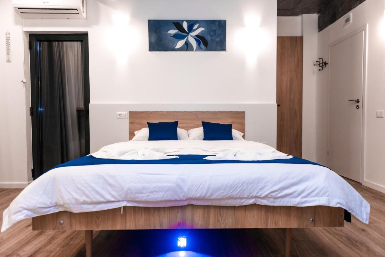 Puzzle Apartaments&Studios Craiova Extérieur photo
