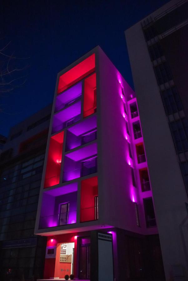 Puzzle Apartaments&Studios Craiova Extérieur photo