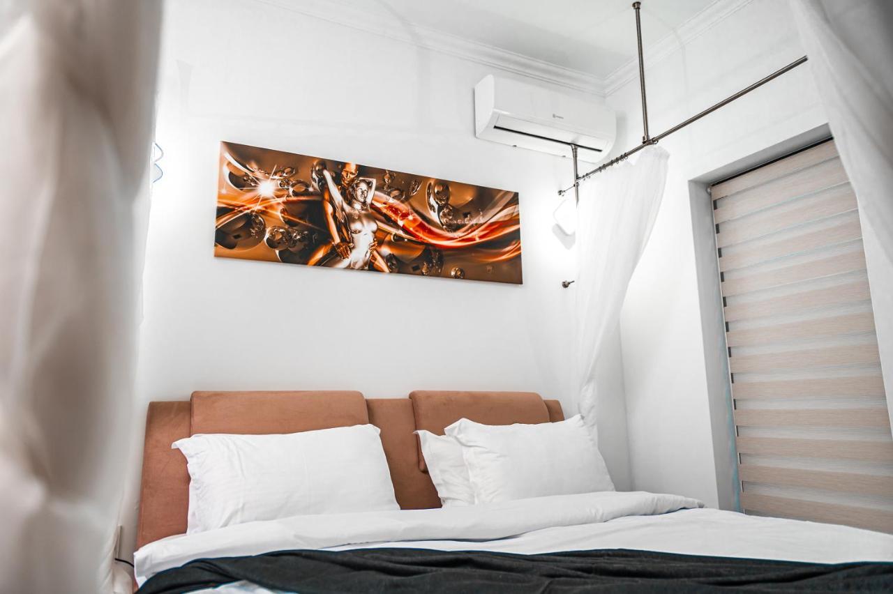 Puzzle Apartaments&Studios Craiova Extérieur photo
